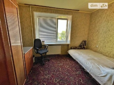Продаж кімнати 40 кв. м на вул. Молодіжна 24 • ID 33087327