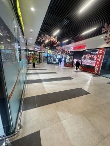ТЦ Молодіжний Гоголя 50 б Боярка комерція