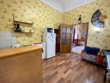Квартира в центрі на вул. Ніжинська