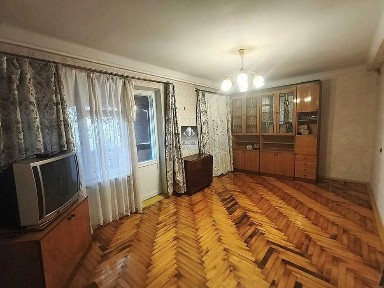 Продаж 2-кімнатної квартири роздільного планування, вул. Василя Сергієнка, центр Хортицького району