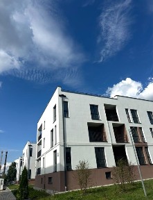 Горішній, Героїв України 7-Д