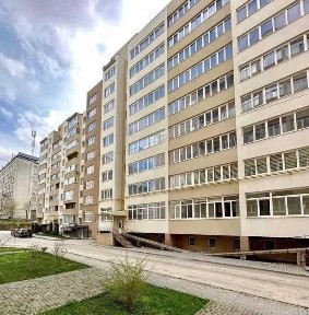 Чернівецька область, Чернівці