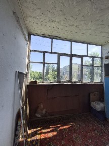 Продам 2х комн квартира 6/9 у. Днепровское шосе, 64 Ласточка Питомник Долгинцевский!