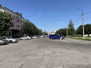 Оренда. Центр. Фасад. БРУМ. З ремонтом. 128м. кв.
