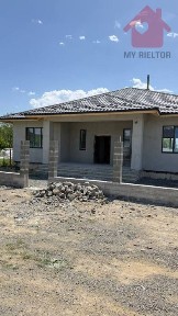 Просторий будинок-американка з панорамною терасою поруч з Ужгородом