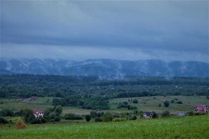 Пропонуємо сучасний еко-будинок у мальовничому місц Гори Карпати