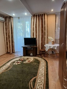 Оренда квартири на Соцмісті