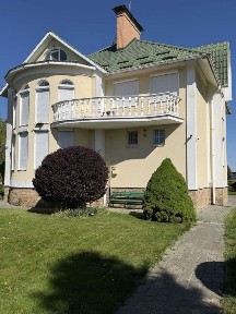 Продаж будинку у с. Гаразджа/0,50 га. землі