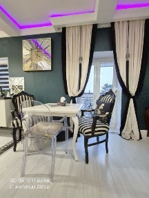 Продаж 1 кім. кв. з дизайнерським ремонтом в центрі міста