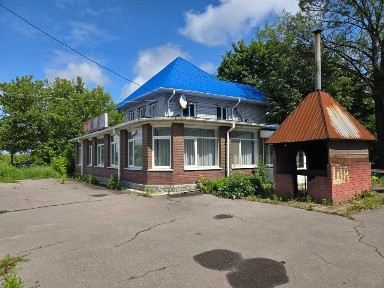 Продам комерційне приміщення 225 м² під бізнес, смт. Високий