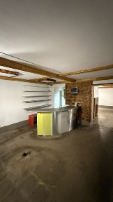 Продаж нежитлового приміщення по вулиці Вітянська 1-а