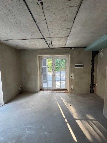 Квартира з власною терасою в центрі міста