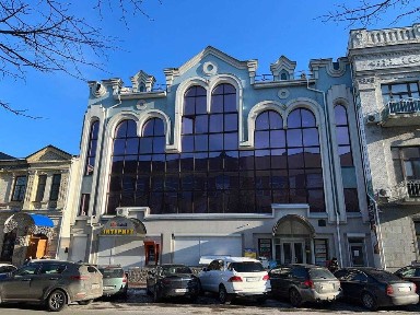 Продається об'єкт комерційної нерухомості в центрі Черкас