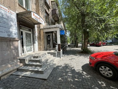 Помещение в центре рядом с проспектом