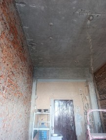 Продам готельку поряд з метро