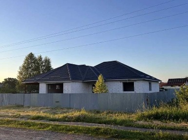 Продається будинок в центрі по вул. Шевченка в с. Свидівок