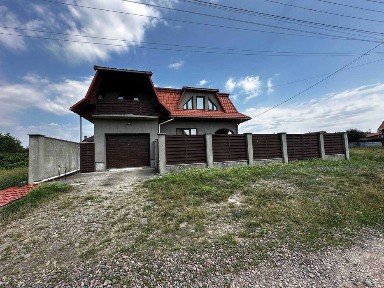 Продається готовий будинок до заселення в м. Іршава