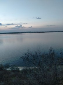 Продаю дачу у місті. Терміново !