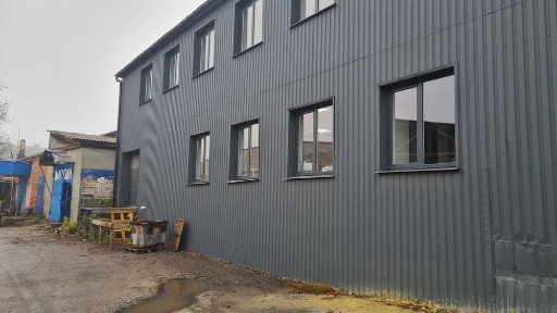 Продажа 923 м2 торгово-складского помещения на 1 этаже за Классом