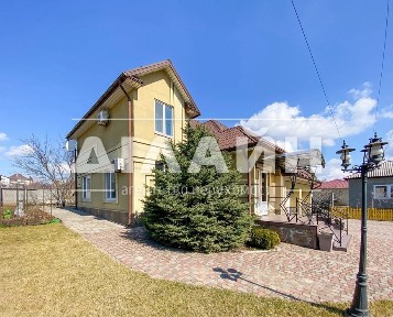 Супер дом ! На Правом берегу 250 м2, 8 сот
