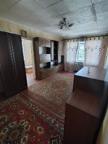 Продаж 2-кімнатної Качалова 16