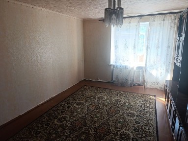 Продам 3 кімнатну квартиру по вул. Центральній