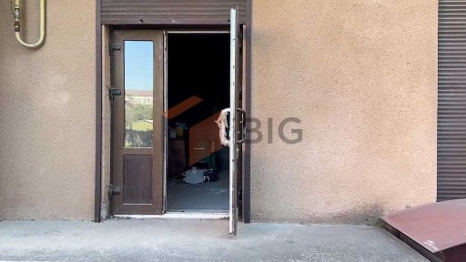 Приміщення 111,6 м2 з фасадним входом за вул. Горбачевського