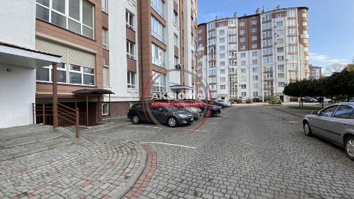 Продаж комерції в обжитому житловому комплексі
