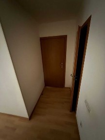 Продам 4-кімнатну квартиру район ПортСіті