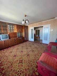 Продаж трикімнатної квартири в Києві по вулиці Вереснева, буд. 9, Дарницкий район