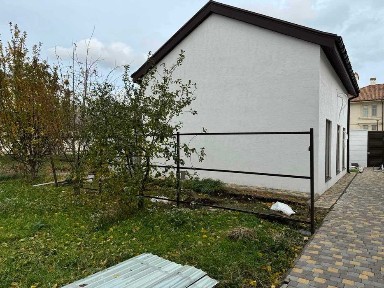 Двохповерховий будинок в Совіньйоні - відмінне рішення та ціна.