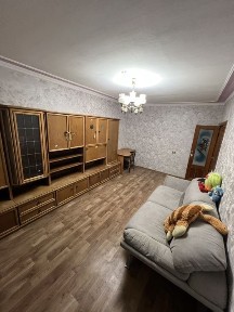 Продам 3-х комн. кв. на Северной Салтовке, улучшенной планировки, ул. Метро