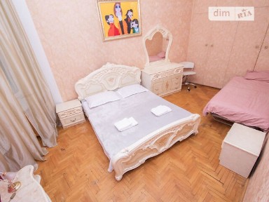 Здам подобово 4к квартиру на вул. Велика Васильківська 46 • ID 33584953
