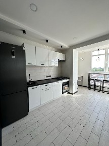Продам 2 кімн. кв. ЖК Щасливий з ремонтом