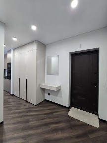 Продаж 3-кімнатної квартири ЖК B4 Ужгород / 64,8 м² / Дизайнерський ремонт / Газове опалення / ПЕРЕУСТУПКА БЕЗ ПОДАТКІВ