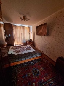Продам власну 5-ти кімнатну квартиру на лівому березі м. Кам'янське 6 поверх 9 порхового будинку