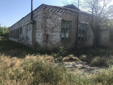 Промислова база 241,9 м² на гігантській ділянці 2,2 га, с-ще Гоголеве