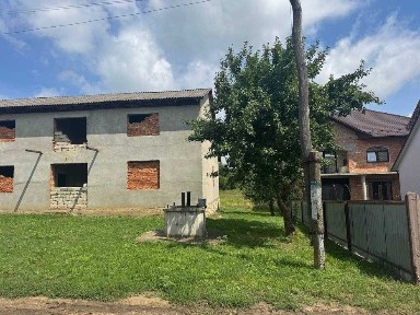Продаж! Будинок зданий в експлуатацію в м. Герца