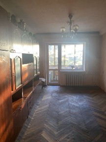 Відрадний 36б. Солом'янський р-н. Велика двокімнатна кв. Продаж Вільна.