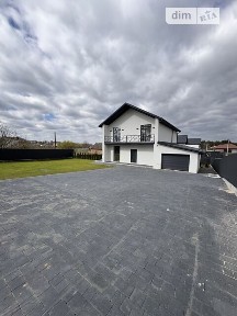 Продаж 2 поверхового будинку з гаражем і ділянкою на 10 соток, 230 кв. м, 4 кімнати, на вул. Грушевського 33 • ID 34567615