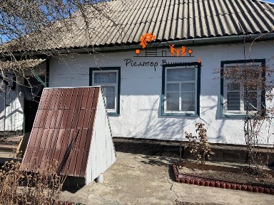 Жилий будинок з світлом і газом на ділянці 25 соток с. Вишеньки
