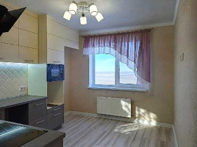 Сахарова: продам квартиру с ремонтом в новом доме на пос. Котовского!