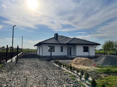 Продаж будинку Новостав 121кв/м