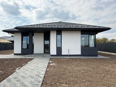 Продаж будинків на початку Забороля!