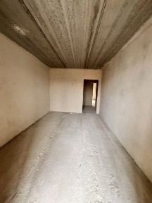 Простора 3-кім. квартира від забудовника у готовому будинку
