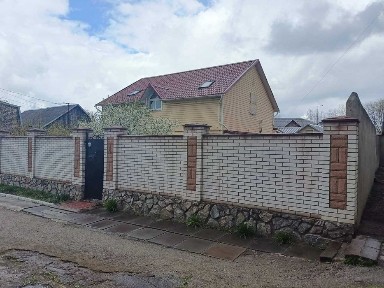 продам дом в центре от собственника