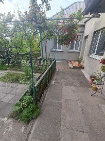 Продаж будинку в Шевченківському районі