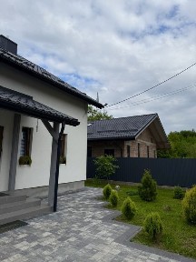 Продаж будинку смт. Брюховичі
