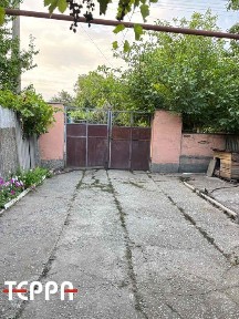 Продаж будинку, селище Тепличне