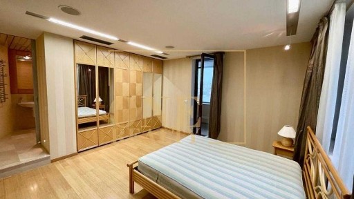 Довгострокова оренда елітної 4к ЦЕНТР, ТЦ Гулівер, Є ІНВЕРТОР
